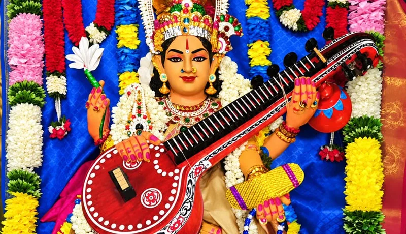saraswathiAlangaram.jpg