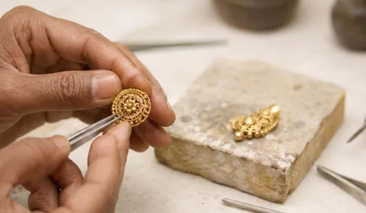 Jewellemaking.jpg