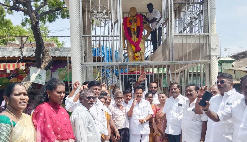 GandhiDMK.jpg