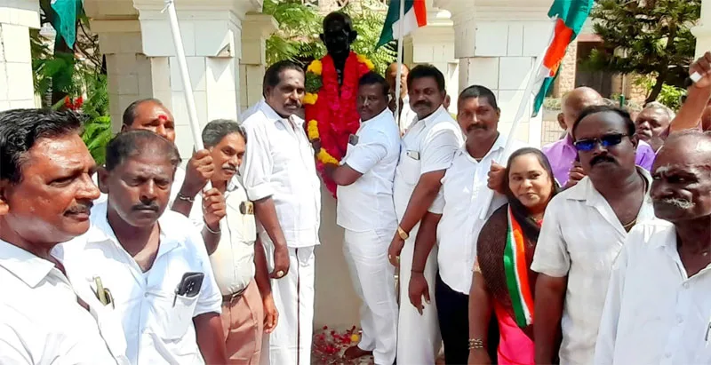 congressGandhi.jpg