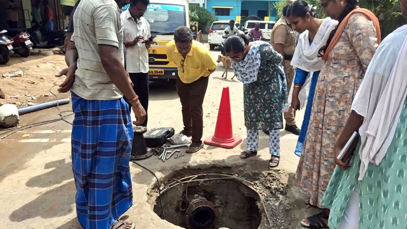 PathalaSakkadai.jpg