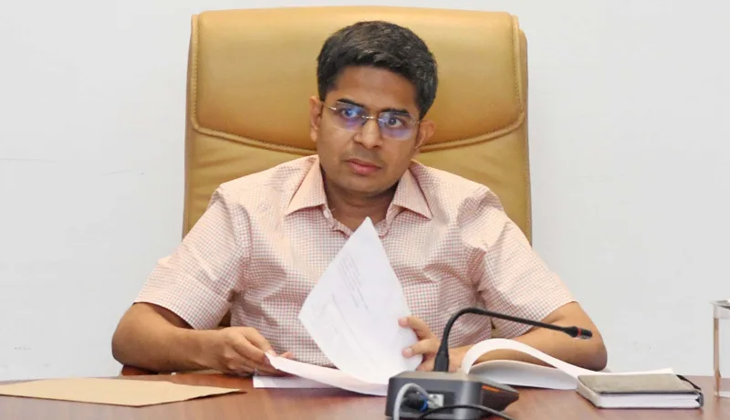 tutyCollectorVishuMahajanY.jpg