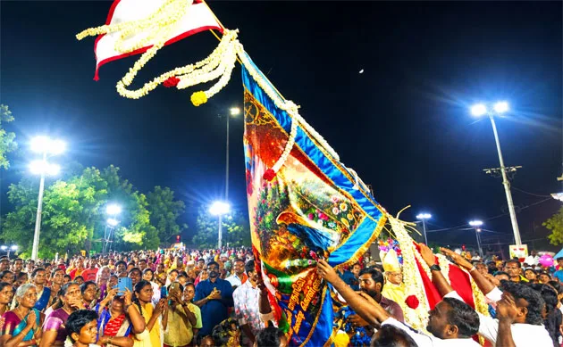 athisayaManalMatha.jpg