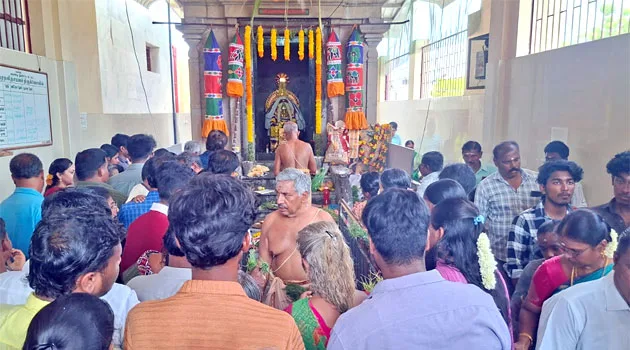 vinayagarChathurthi.jpg