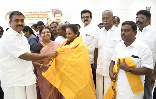 tharapuramDMKGeethajeevan.jpg