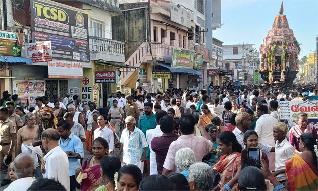 TiruchendurAvani.jpg
