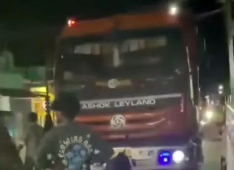 Lorrythakkalai.jpg