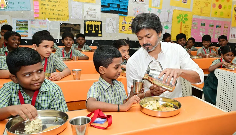 CmvijayKalaiUnavu.jpg