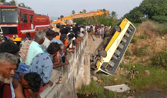 Bus_Accident.jpg