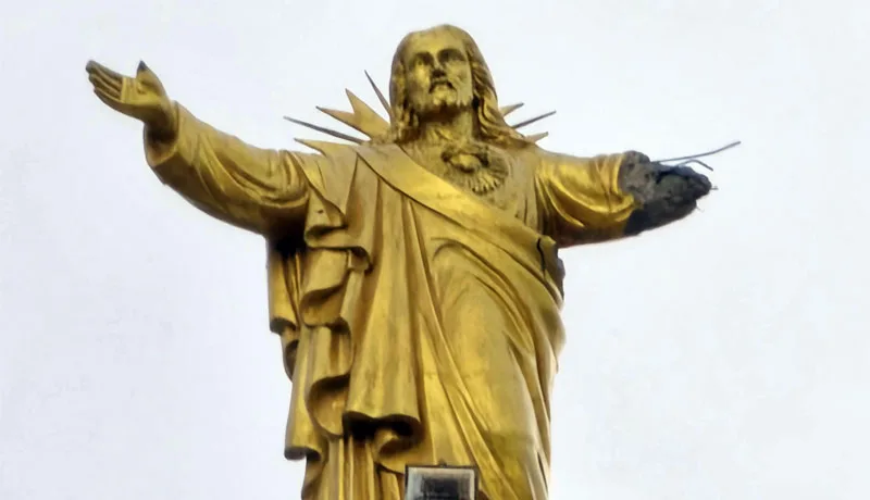 JesusStatue.jpg