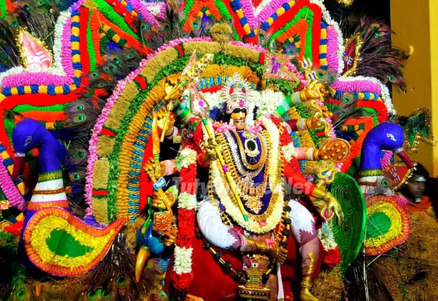 kulasaimutharammanbalas.jpg