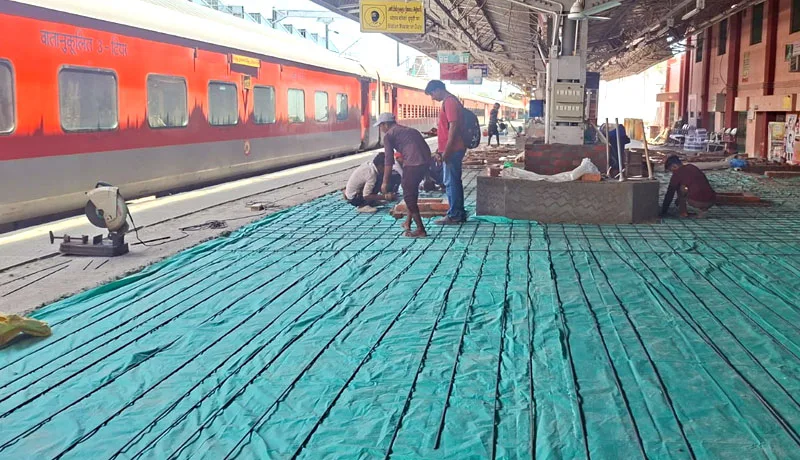 RailwayStationWork.jpg