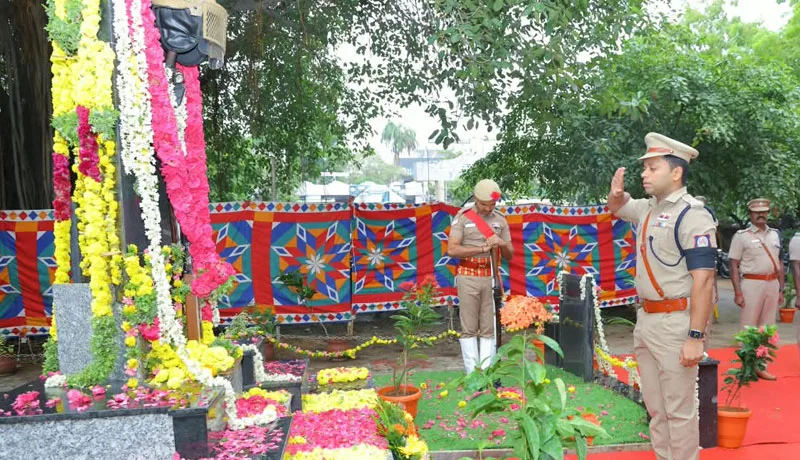 KavalarVeeravanakkam.jpg