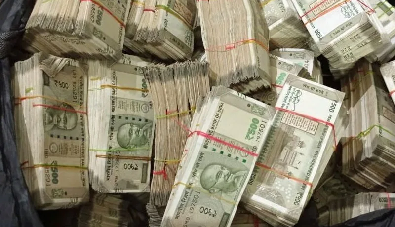 currency4i34i.jpg
