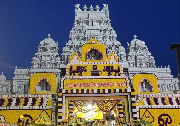 tiruchendurkovil43i34i.jpg